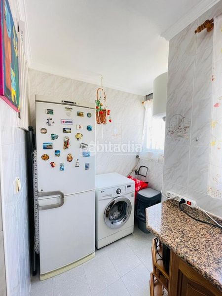 Foto b2dd0199-6061-43ba-aa7b-714635921224. Pis a Centro ciudad Fuengirola