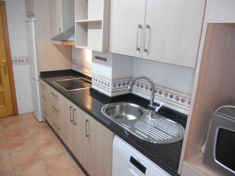 Foto 97bc599d-954e-4aa3-9805-2b6f94fb12c0. Etagenwohnung mit heizung parking pool in Gójar