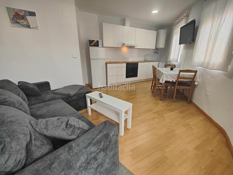 Foto 2d319d42-8d4a-4931-89ea-c893dc3c1d24. Lloguer dúplex a La Zubia Ciudad Zubia (La)