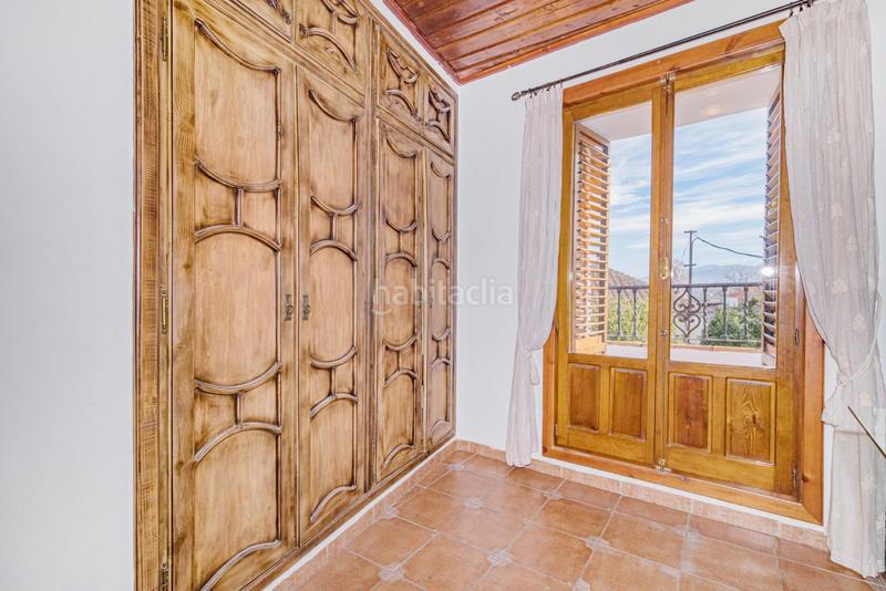 Foto e1121b41-ebe2-44cc-aba5-d35290e7f79f. Casa adosada en larga magnifica casa en alhendin en Alhendín