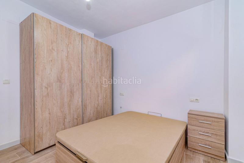 Foto 7385dbab-4782-4cbf-8632-43b8c8268978. Piso en calle higueras 19 oportunidad en la zubia en Zubia (La)