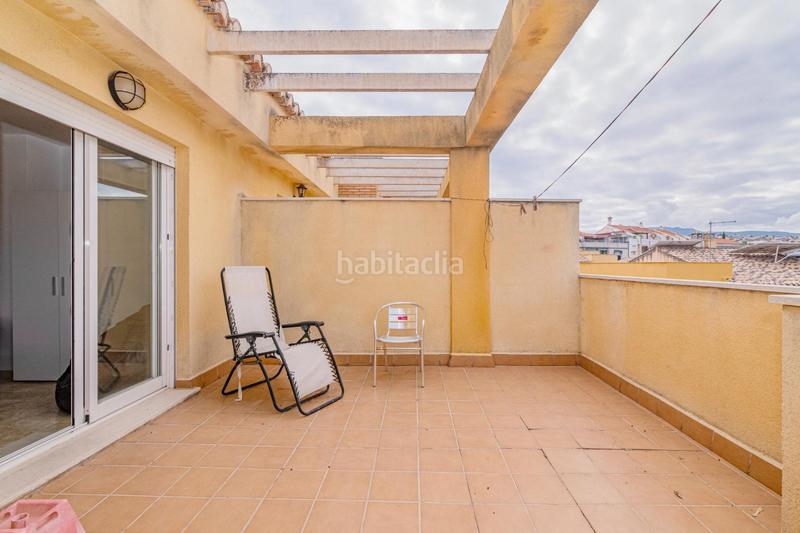 Foto 41d635fd-53f8-40b2-9cd1-9077d57634cc. Casa adosada bonita adosada en esquina en la zubia en Zubia (La)