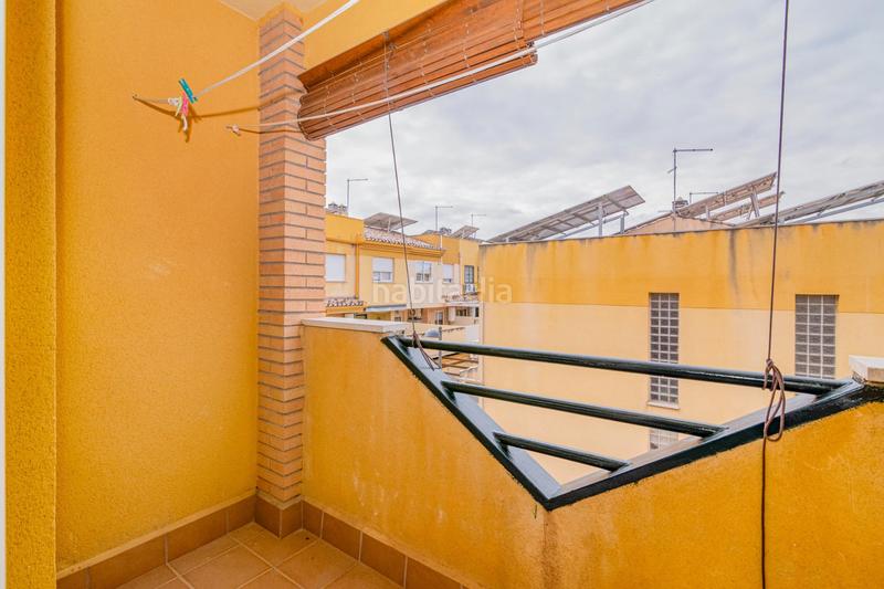 Foto e76a663e-b4c7-4041-b368-6dff6137af70. Casa adosada bonita adosada en esquina en la zubia en Zubia (La)