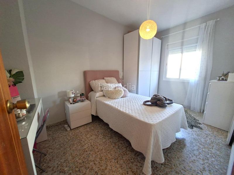 Foto f0f152e0-49ff-465b-804b-297139451556. Semi detached house with parking in Avda. De los Ogíjares Armilla