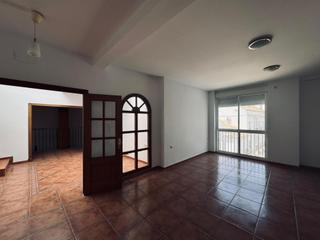 Piso en Centro-Calzada-Cabo Noval. Estupendo y amplio  piso en pleno centro
