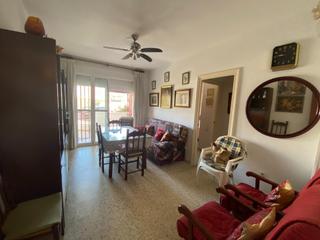 Appartement en V Centenario-Piletas-Capuchinos. Piso de 2 habitaciones junto a la playa!!