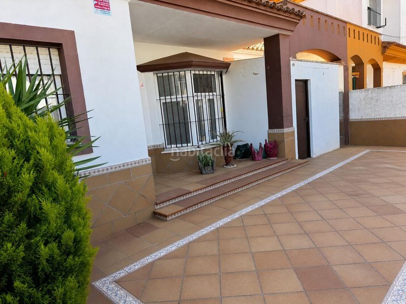 Foto d2cac631-4b53-4501-a77c-6a573d7ec5a9. Casa adossada a Las Palmeras-Dehesilla Sanlúcar de Barrameda