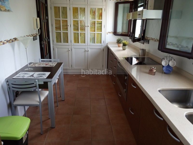 Foto bcb73b54-228e-437d-839d-3f1b8f6836aa. Flat with heating in Centro Chipiona