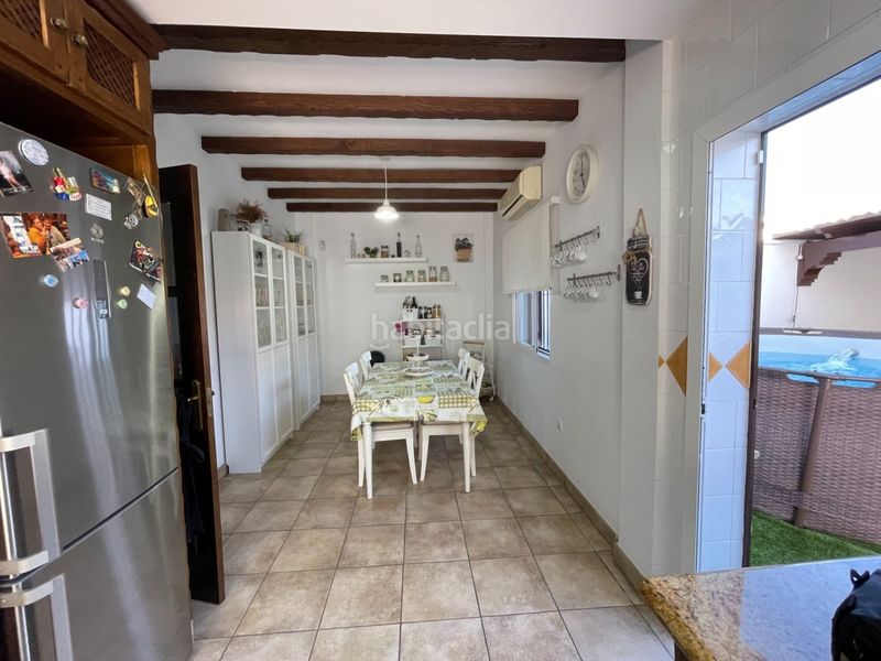 Foto 1f906069-c49a-4450-9d20-afb018f316eb. Casa adossada a Bonanza-Avda de Huelva-Barrio Andalucia Sanlúcar de Barrameda