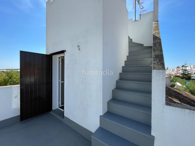 Foto 863977d1-8372-4f41-b73b-16d9ee757bc8. Casa adossada a Bonanza-Avda de Huelva-Barrio Andalucia Sanlúcar de Barrameda