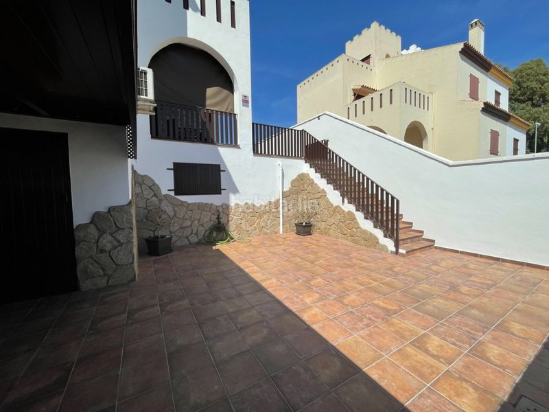 Foto e7f9cbd6-cbce-4d2b-b72d-19b5f2a0c28f. Casa adossada a Bonanza-Avda de Huelva-Barrio Andalucia Sanlúcar de Barrameda