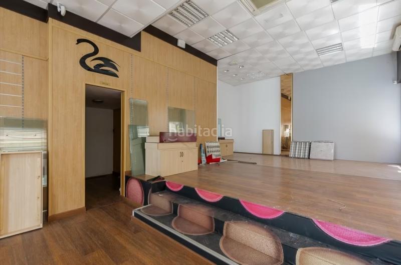 Foto 703b2308-421f-4291-9b35-e497dbd8197f. Locale commerciale in Maracena