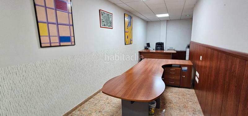 Foto 79bf2d7a-b1fc-498a-b120-0a0fa8ea86c8. Rent business premise in Maracena