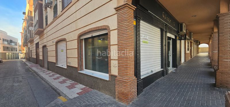 Foto 3760ec48-6124-4471-8b70-832657fb69d5. Location local commercial dans Maracena