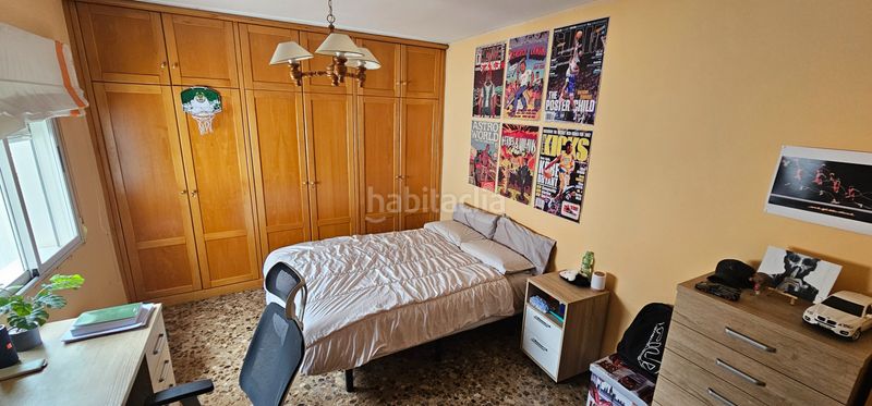 Foto 33d21c6c-7d72-493a-a40a-7f0280e400b8. Casa amb aparcament a Maracena