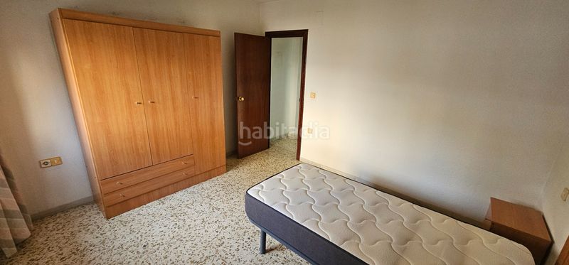 Foto cf25bc9b-b728-4985-b3e4-2be76d52ccde. Pis a Maracena