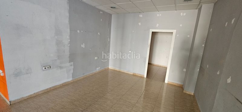 Foto 46e28802-6a53-4687-8fa3-0292911810f7. Lloguer local comercial a Atarfe