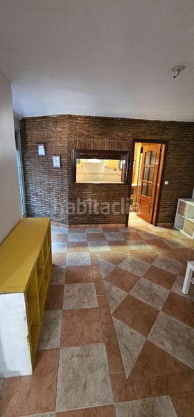 Foto ebb5ffb1-bbb4-4c8b-b8bd-68504cabcc45. Pis a Maracena