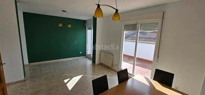 Foto bec17531-c9c2-4c5f-bbc2-2d9c06634fc3. Àtic amb calefacció a Maracena