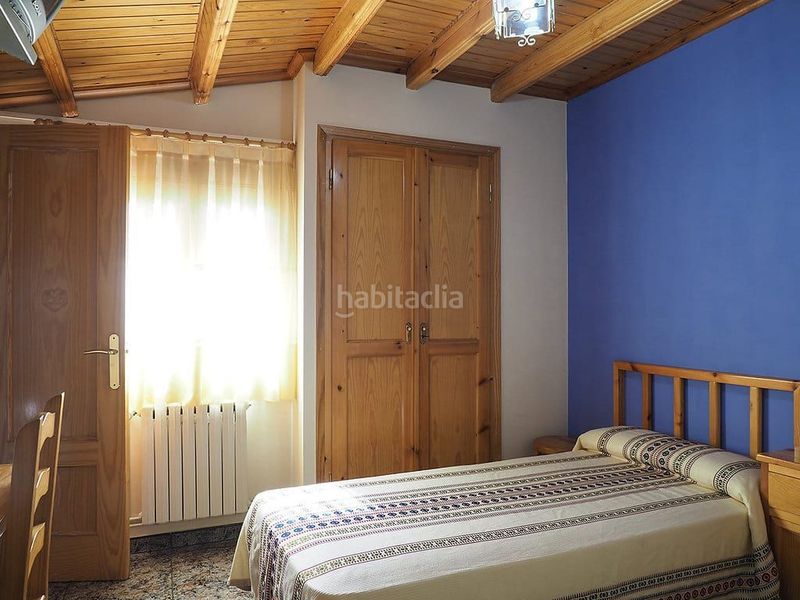 Foto ba9759c7-5a3d-46cd-8b61-88934a442673. Casa a Graus