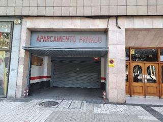 Aparcament cotxe  Calle maría agustín