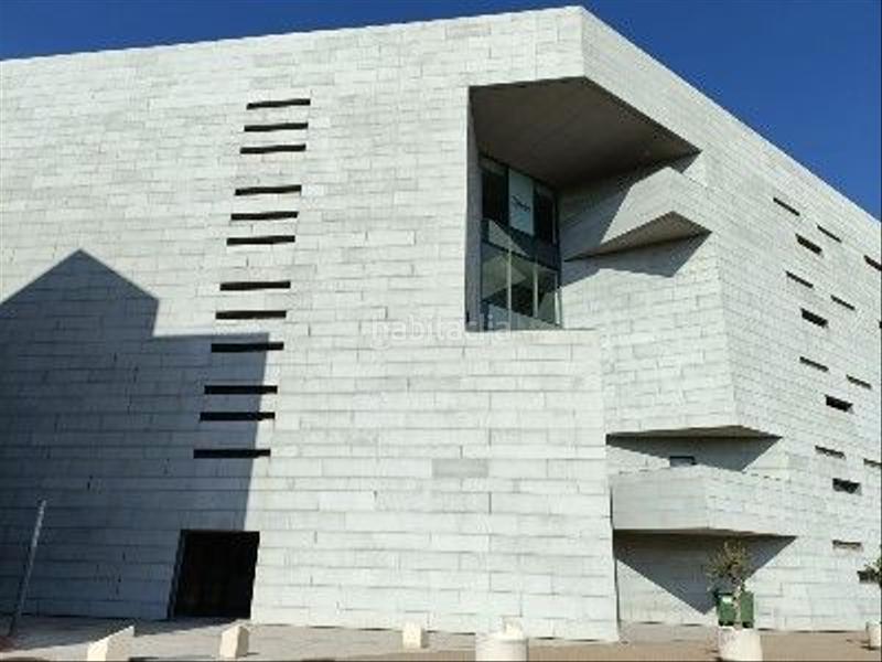 Foto 30f83354-bc36-490f-b679-7a21ce79735d. Aparcament cotxe a Garrapinillos Zaragoza