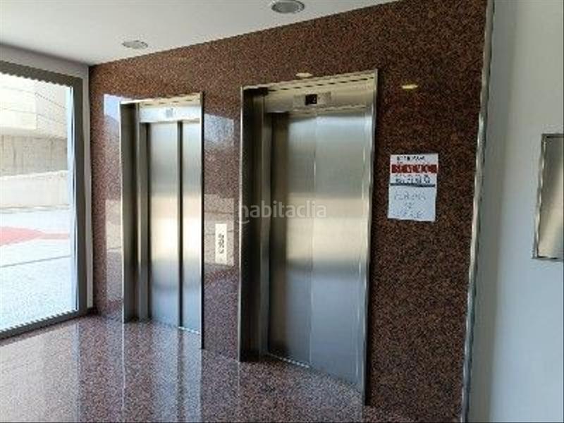 Foto 89ee8a92-2d5e-4dec-b6bb-59fbeda7af73. Aparcament cotxe a Garrapinillos Zaragoza