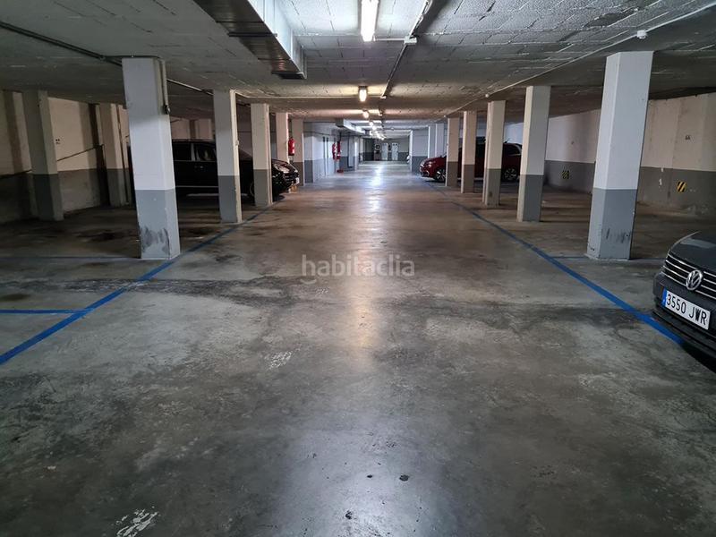 Foto 3ee6e982-1f01-4665-ab78-7eddaf2980c7. Parking voiture dans Valdespartera Zaragoza