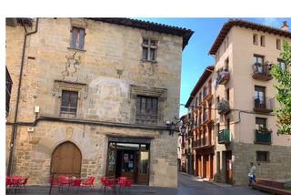 Locale commerciale in Graus