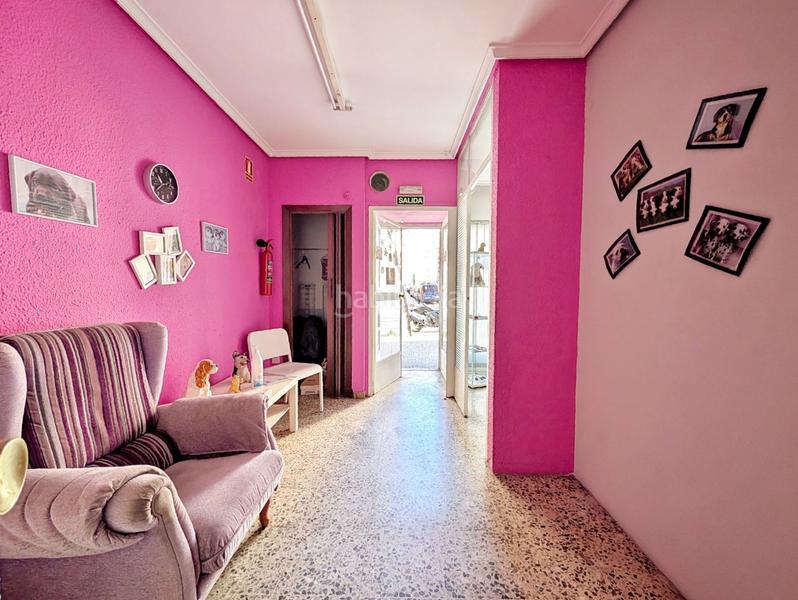 Foto 5acd9ad2-e483-4db0-a2cb-ca62f869437c. Alquiler local comercial en Las Fuentes Zaragoza