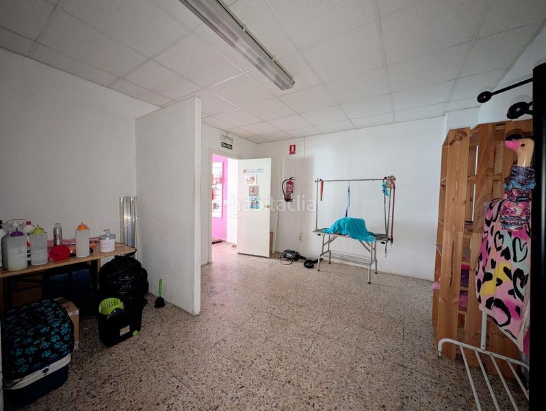 Foto da62ede9-7170-4bb9-947c-3dc3b8a466dc. Alquiler local comercial en Las Fuentes Zaragoza