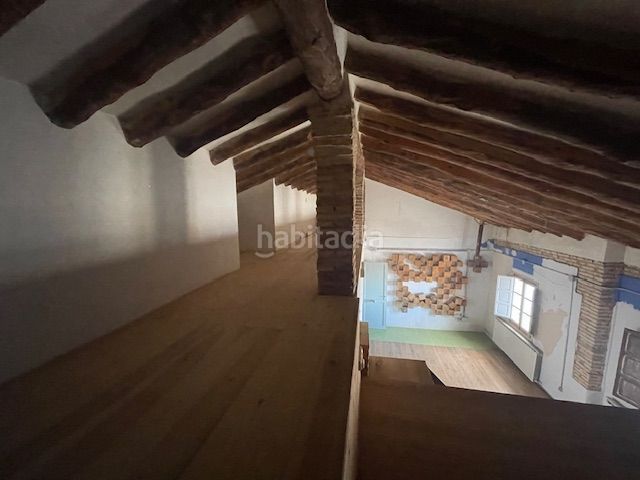 Foto 7a0ebb6a-7c63-4f68-ae44-8df721ed1dd4. Casa adossada amb aparcament a Belchite