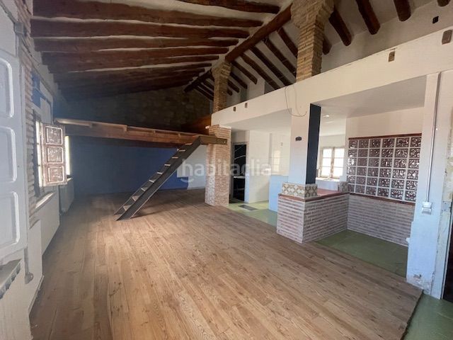 Foto ed3814a1-b9b2-4239-b7ee-5b128926dbf9. Casa adossada amb aparcament a Belchite