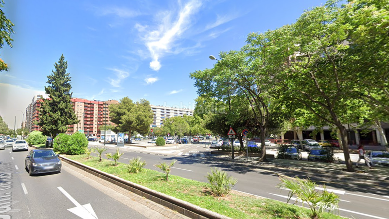 Foto 24e0205d-ba5f-4ca1-8422-8ed6218658e1. Affitto locale commerciale in Paseo Constitución - Las Damas Zaragoza