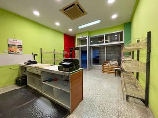 Locale commerciale in roger de tur