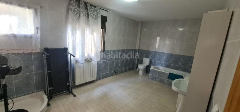 Foto 86eeb047-64e1-44c6-b856-773bf1d7ab3a. Casa en Garrapinillos Zaragoza