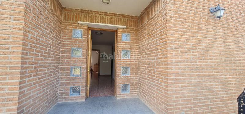 Foto 320b69a5-0ff0-4f1e-ad51-acd2c7441ad0. House with heating parking pool in Garrapinillos Zaragoza