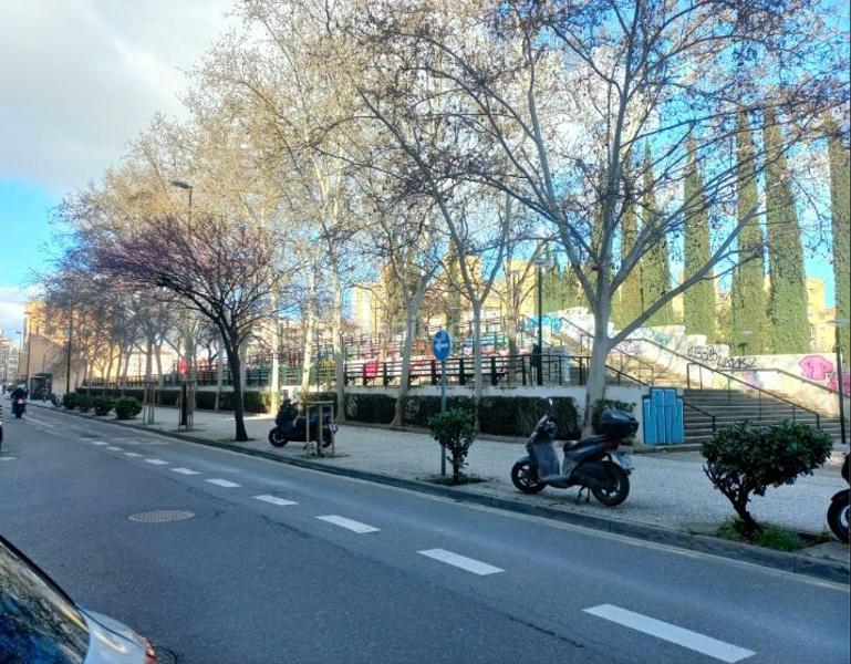 Foto b13cf7e8-8d07-439c-b9df-9edcbbfd1641. Alquiler local comercial en San José Alto Zaragoza