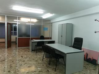 Rent Office space  Calle coso