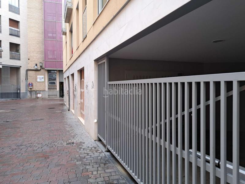 Foto 063bdc5c-c10d-4278-a934-13ba1bbd99f0. Aparcament cotxe a Alfonso Zaragoza