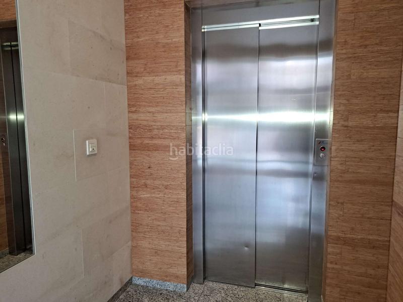 Foto 5cd0521e-4409-4387-8aa1-5da5494fe1c4. Aparcament cotxe a Alfonso Zaragoza