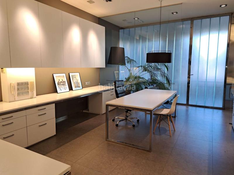 Foto ae5553d3-1508-4a58-b166-4b1b95c28d75. Office space with heating in Plaza de Toros Zaragoza