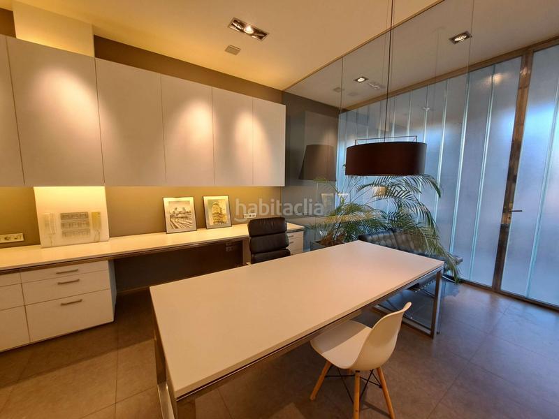 Foto e1648c47-657d-49b8-a57d-f270fc1f63bb. Office space with heating in Plaza de Toros Zaragoza