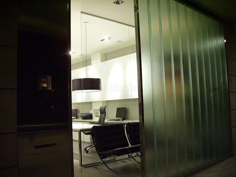 Foto eeb900db-59cf-4466-bdae-8476e3f01487. Office space with heating in Plaza de Toros Zaragoza