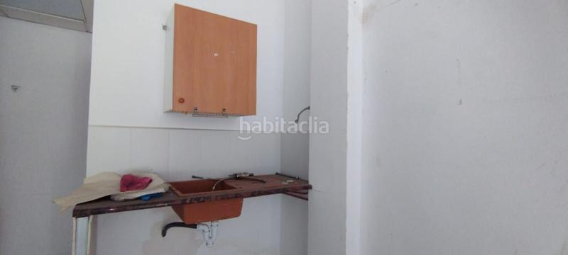 Foto f5ce459a-6230-4eeb-ba11-800a56de5085. Rent business premise in La Almozara Zaragoza