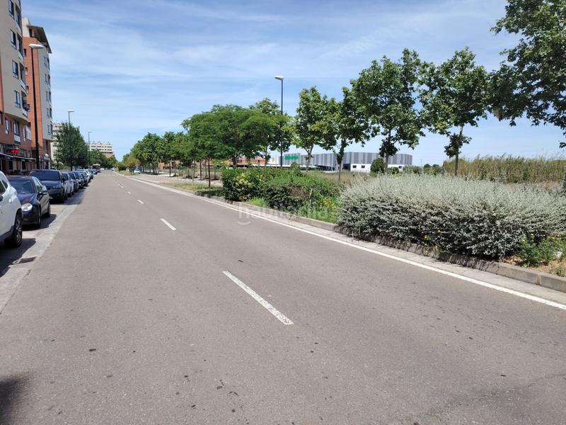 Foto 7f9fc24b-c597-48b2-bb2e-723aeff72e16. Lloguer local comercial a Santa Isabel Zaragoza