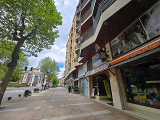 Lloguer Local Comercial  Avenida regimiento de galicia