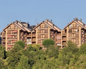 Miete Zweistöckige Wohnung  Agustina aragon