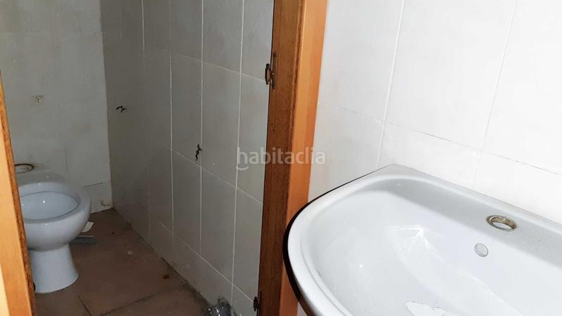 Foto cf6e41f7-eeba-41db-b1c7-426c58f3a35f. Alquiler local comercial en Las Fuentes Zaragoza