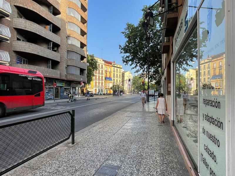 Foto f09dd401-12bb-4bd5-9471-94a34256ac2f. Lloguer local comercial a Paseo Independencia Zaragoza